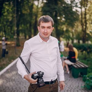 Meet your Posher, Yuri